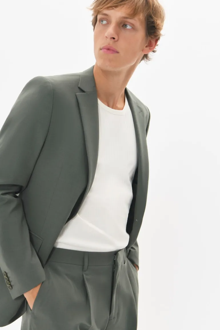 MAgeorge Blazer
